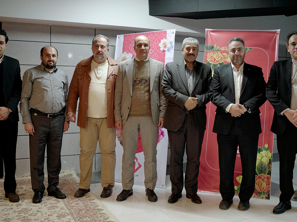 برگزاری شورای مدیران عامل شرکت‌های زیر مجموعه گروه داده پردازی پارسیان و دوره آموزشی «استراتژی هلدینگ‌ها و حاکمیت شرکتی» در مشهد مقدس