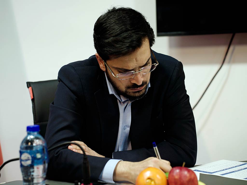برگزاری شورای مدیران عامل شرکت‌های زیر مجموعه گروه داده پردازی پارسیان و دوره آموزشی «استراتژی هلدینگ‌ها و حاکمیت شرکتی» در مشهد مقدس