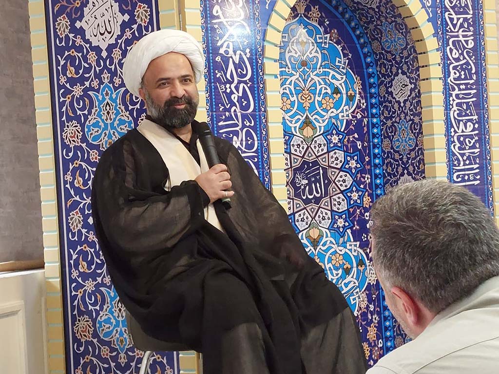 برگزاری مراسم عزاداری شهادت حضرت فاطمه‌ زهرا‌(س) در گروه داده‌پردازی پارسیان