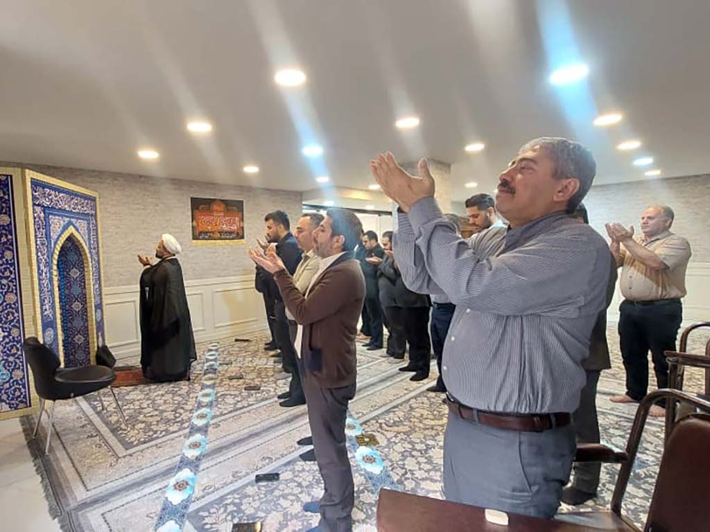 برگزاری مراسم عزاداری شهادت حضرت فاطمه‌ زهرا‌(س) در گروه داده‌پردازی پارسیان