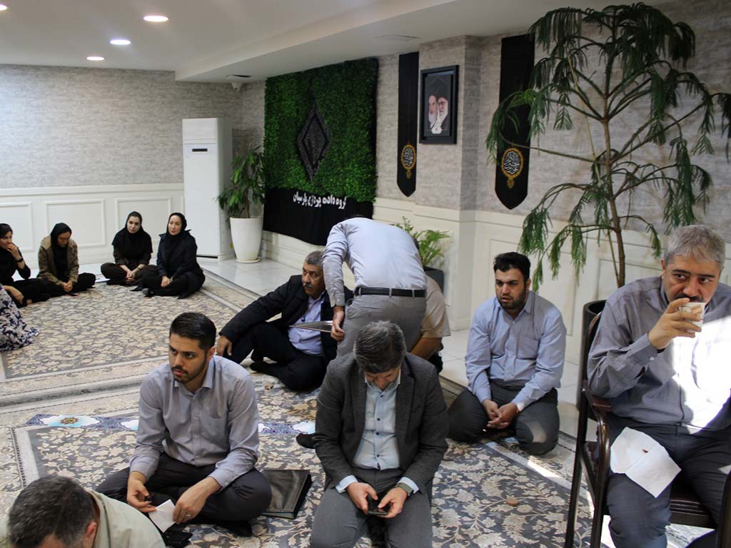 برگزاری مراسم عزاداری شهادت حضرت فاطمه‌ زهرا‌(س) در گروه داده‌پردازی پارسیان
