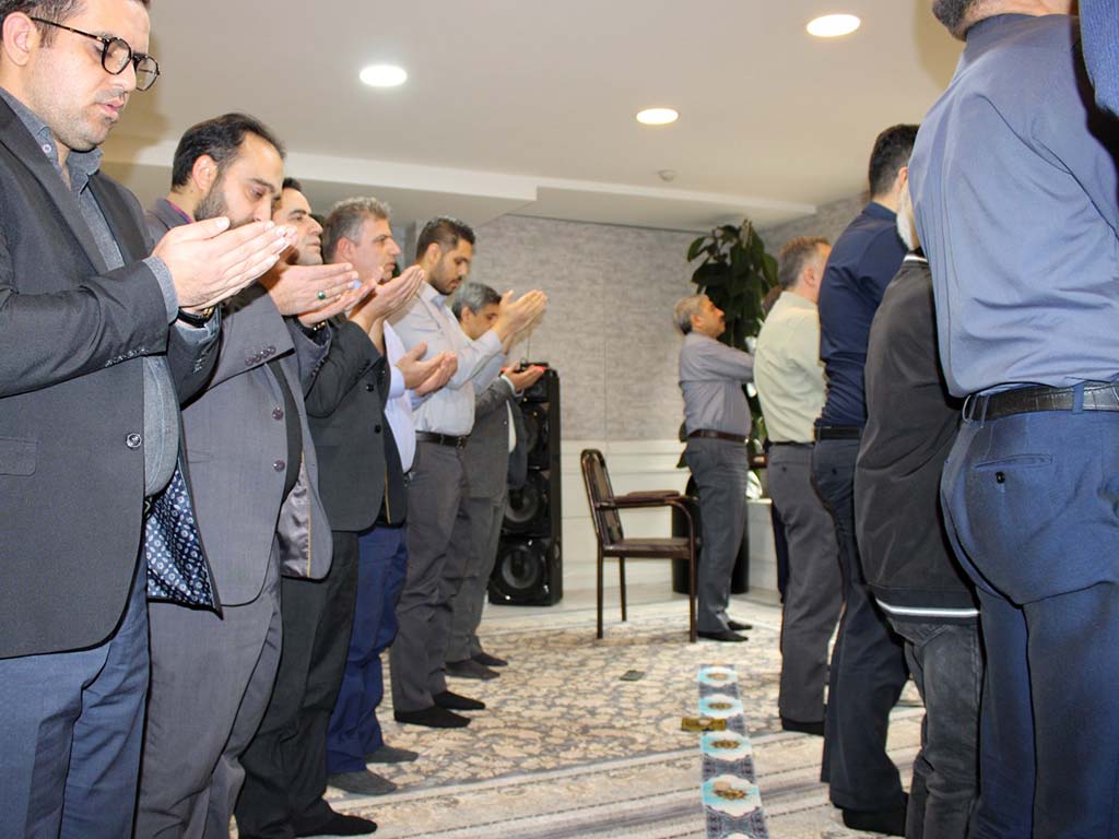 برگزاری مراسم عزاداری شهادت حضرت فاطمه‌ زهرا‌(س) در گروه داده‌پردازی پارسیان