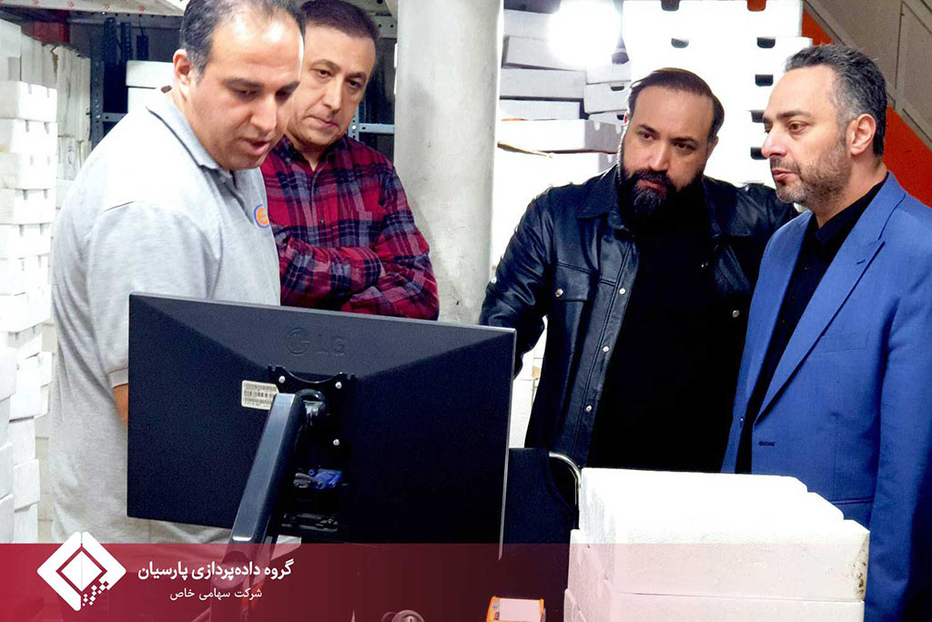 بازدید میدانی از واحد تعمیر و پشتیبانی تاپکیش در دومین روز از جنگ تحمیلی