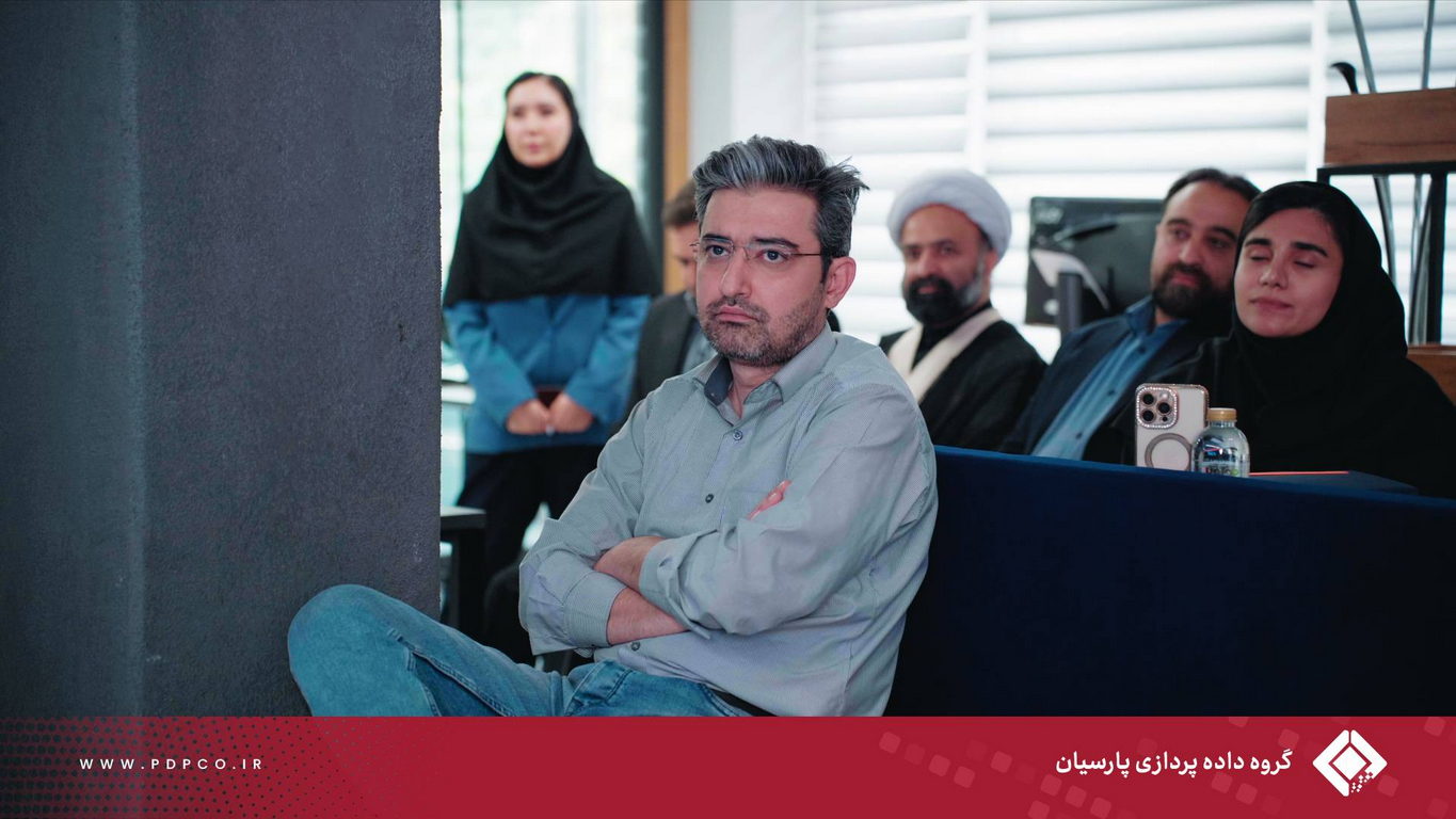 دومین رویداد شرکت توسعه سریع نوآوری ستارگان؛ «چالش‌های هلدینگ‌داری در ایران» با حضور دکتر عطاالله هرندی برگزار شد