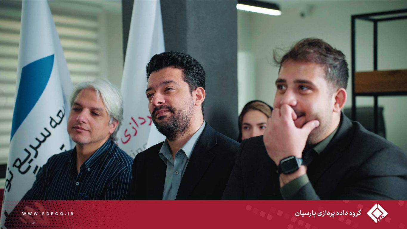 دومین رویداد شرکت توسعه سریع نوآوری ستارگان؛ «چالش‌های هلدینگ‌داری در ایران» با حضور دکتر عطاالله هرندی برگزار شد