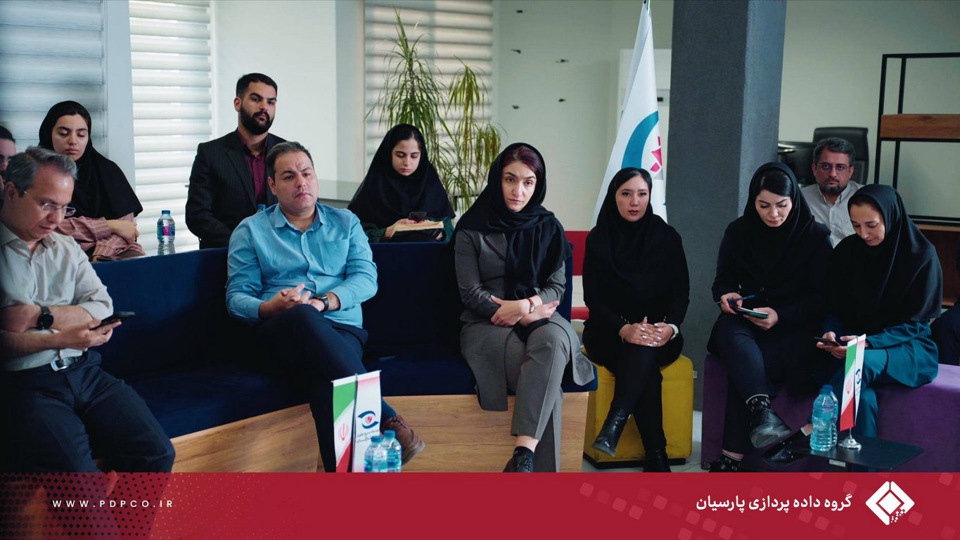 سومین رویداد شرکت توسعه سریع نوآوری ستارگان؛ با محوریت تحول دیجیتال در سازمان ها با حضور دکتر رضا توکلی راد برگزار شد