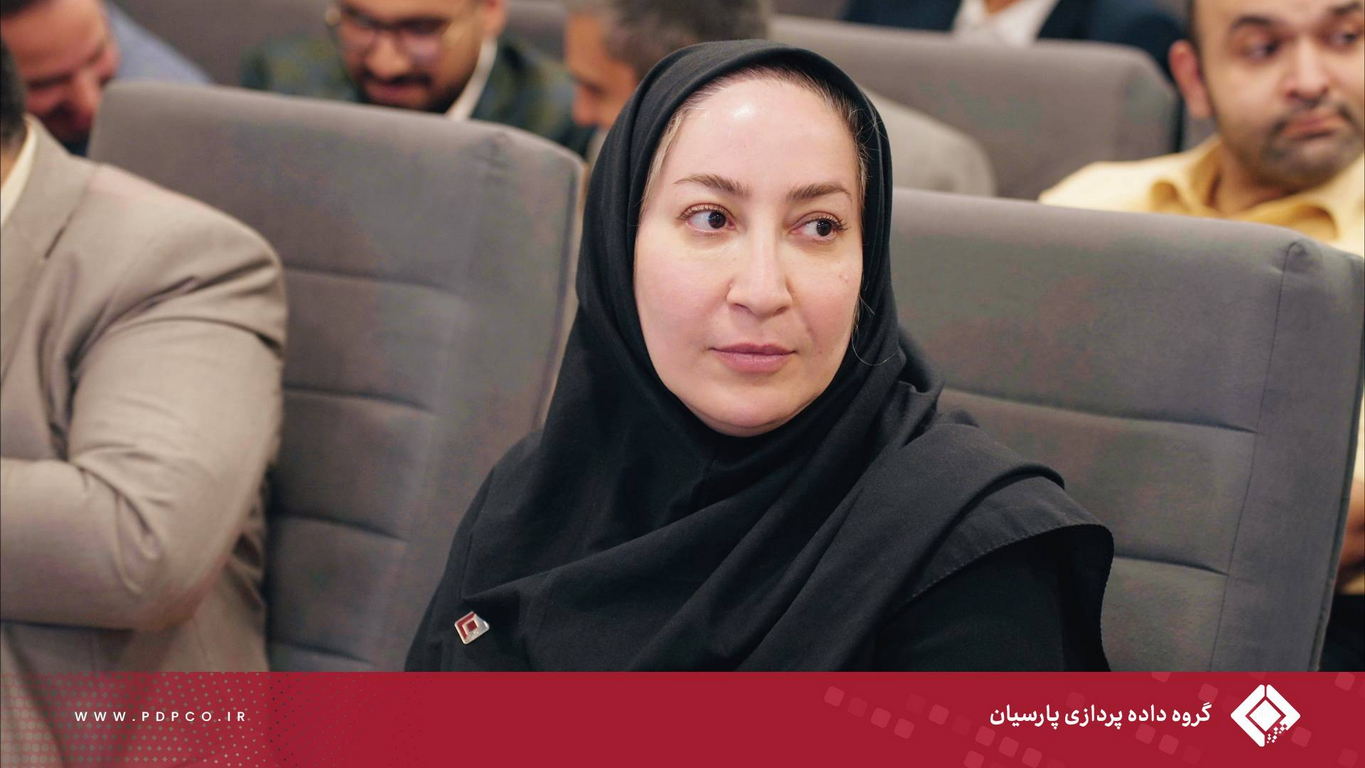مراسم تقدیر از زوج‌های تازه‌ازدواج‌کرده در گروه داده‌پردازی برگزار شد