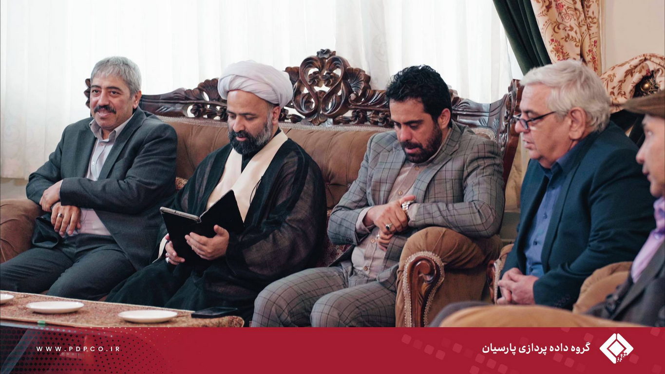 بازدید گروه داده‌پردازی پارسیان از منزل شهید سردار نائینی به مناسبت روز روابط عمومی