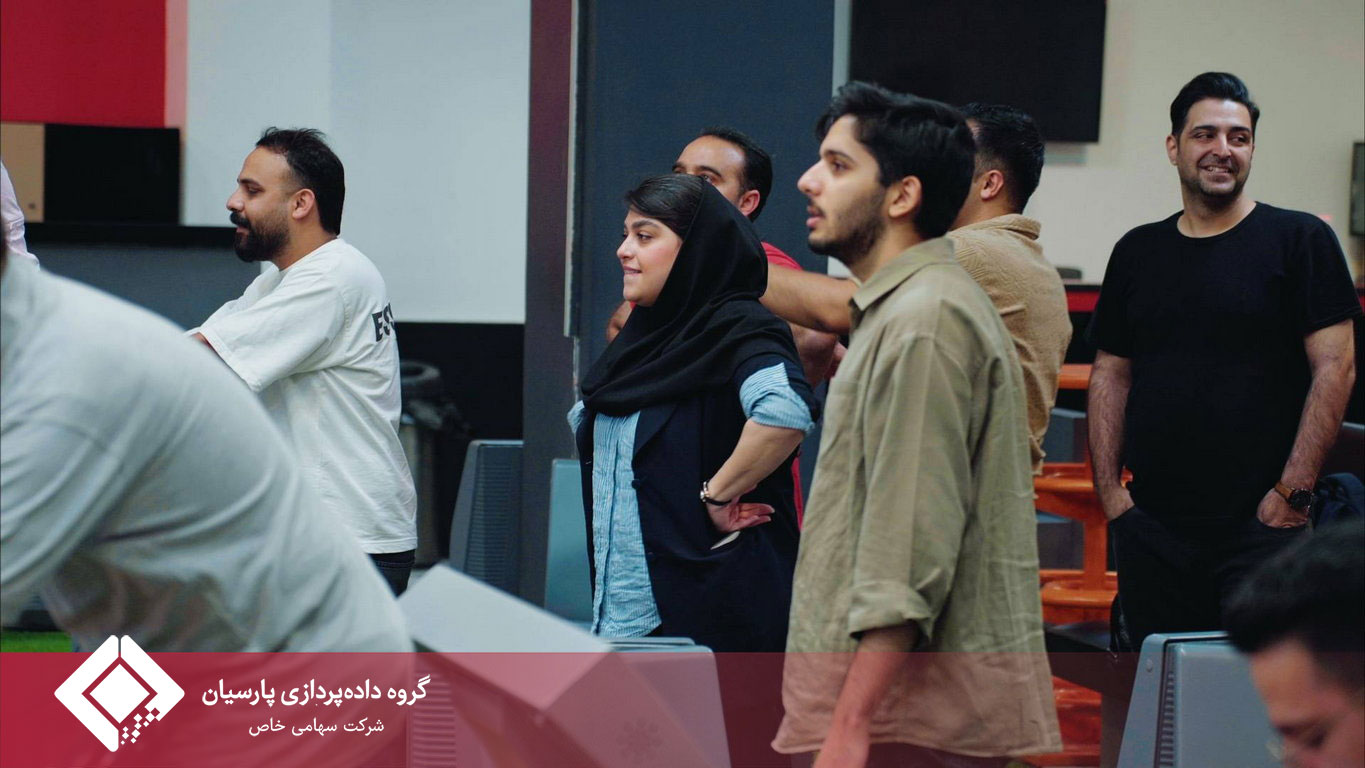یک روز پرانرژی در کنار هم؛ برگزاری مسابقه دوستانه بولینگ همکاران