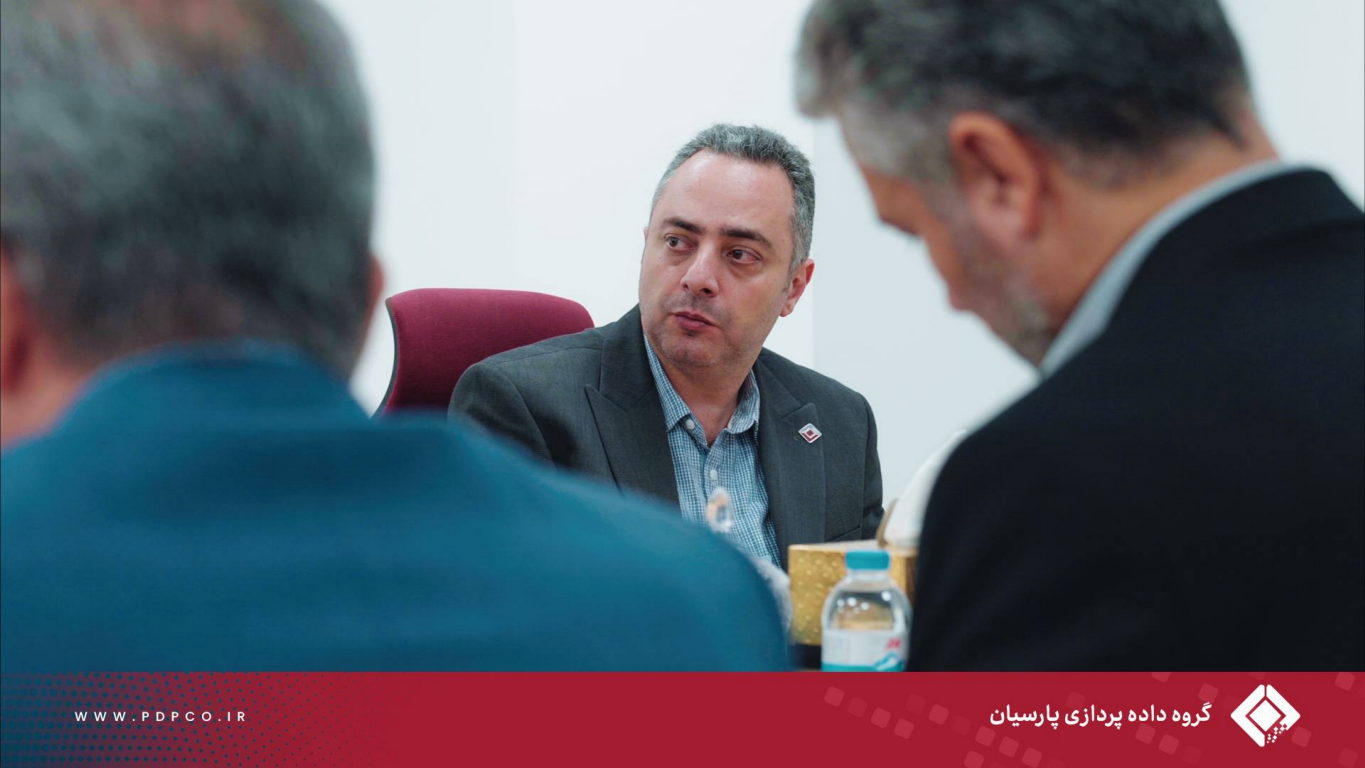 دیدار مدیران گروه داده‌پردازی پارسیان با معاون هماهنگی امور اقتصادی استانداری البرز