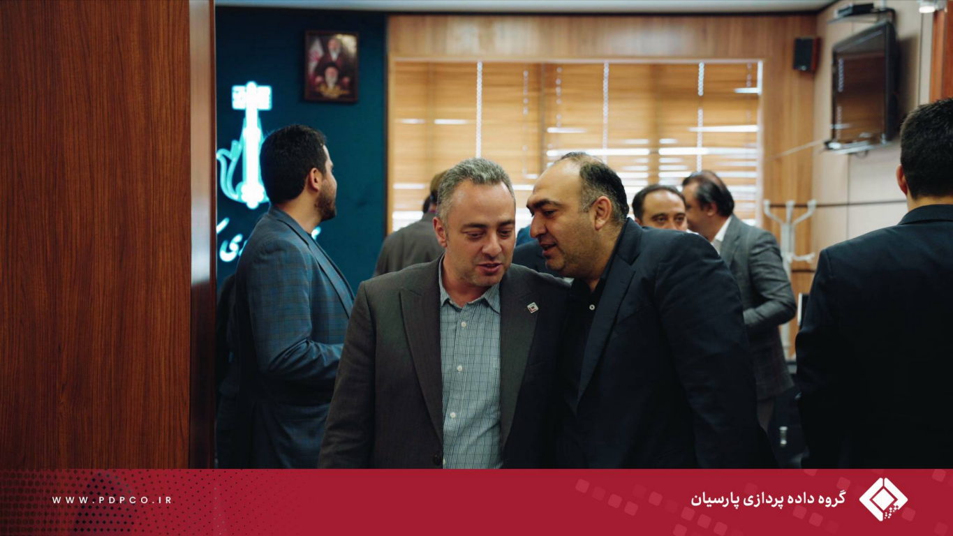 ارائه ظرفیت‌های فناورانه گروه داده‌پردازی پارسیان در دیدار با شهردار کرج