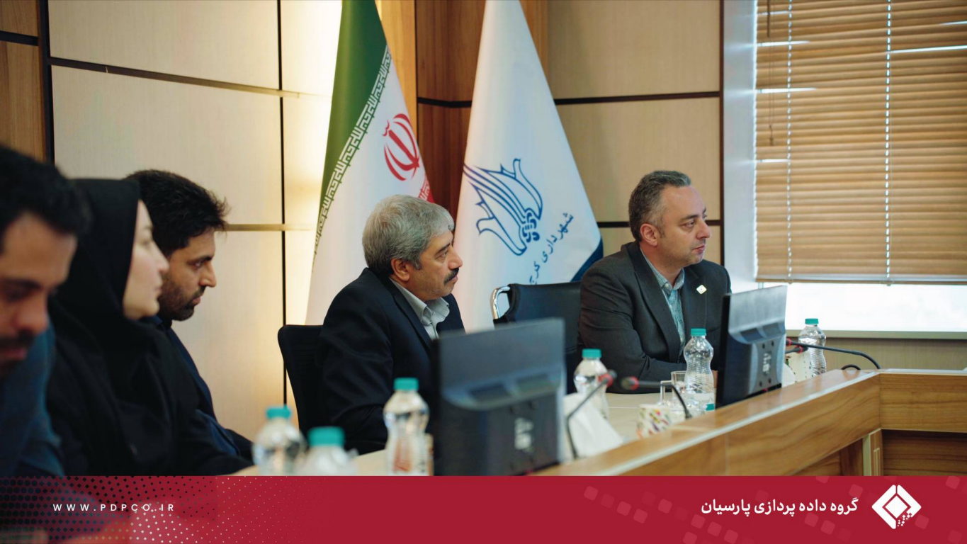 ارائه ظرفیت‌های فناورانه گروه داده‌پردازی پارسیان در دیدار با شهردار کرج