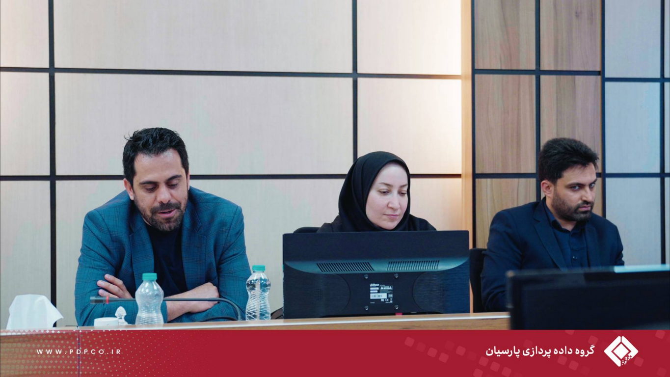 ارائه ظرفیت‌های فناورانه گروه داده‌پردازی پارسیان در دیدار با شهردار کرج