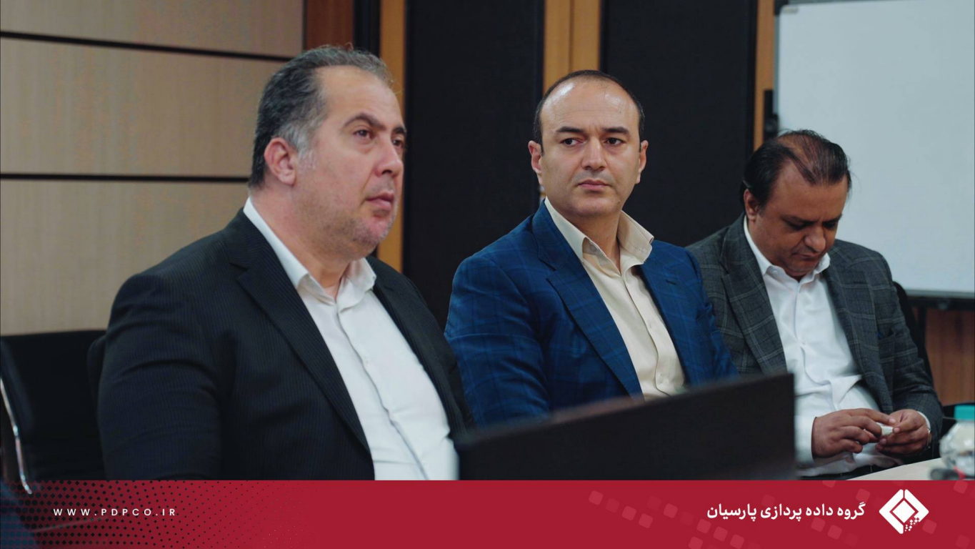 ارائه ظرفیت‌های فناورانه گروه داده‌پردازی پارسیان در دیدار با شهردار کرج