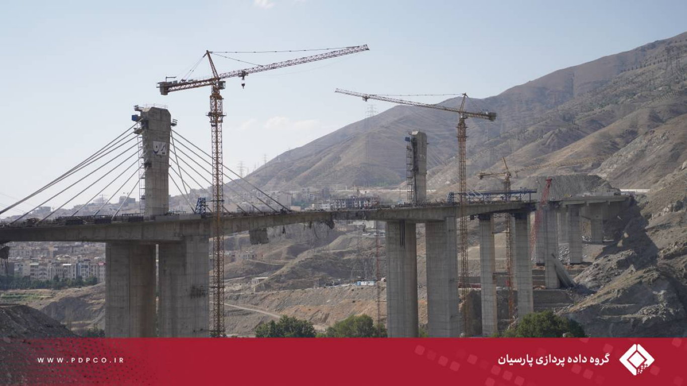 بازدید مدیران گروه داده‌پردازی پارسیان از پل B1 هدف قرار گرفته در ایام جنگ تحمیلی