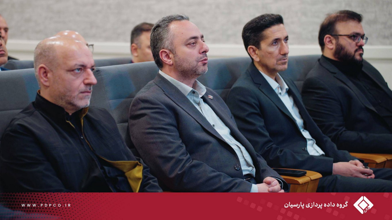 فصل نوینی از هم‌افزایی با امضای ۸ تفاهم‌نامه میان صندوق قرض‌الحسنه برکت و گروه داده‌پردازی پارسیان
