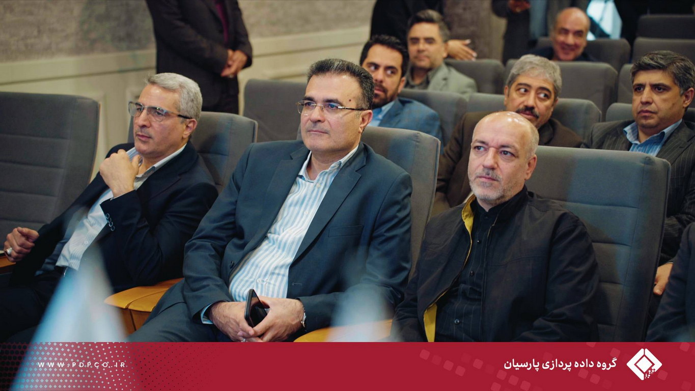فصل نوینی از هم‌افزایی با امضای ۸ تفاهم‌نامه میان صندوق قرض‌الحسنه برکت و گروه داده‌پردازی پارسیان