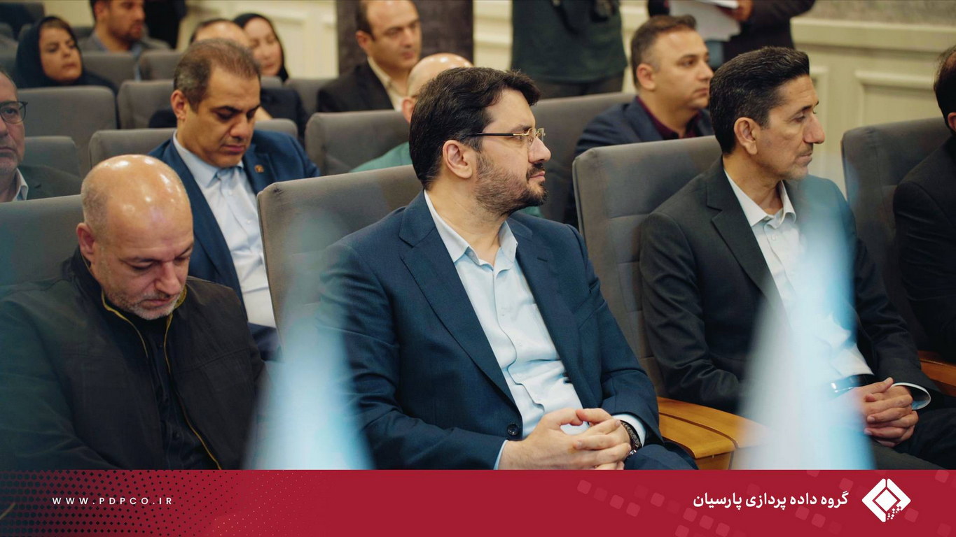 فصل نوینی از هم‌افزایی با امضای ۸ تفاهم‌نامه میان صندوق قرض‌الحسنه برکت و گروه داده‌پردازی پارسیان