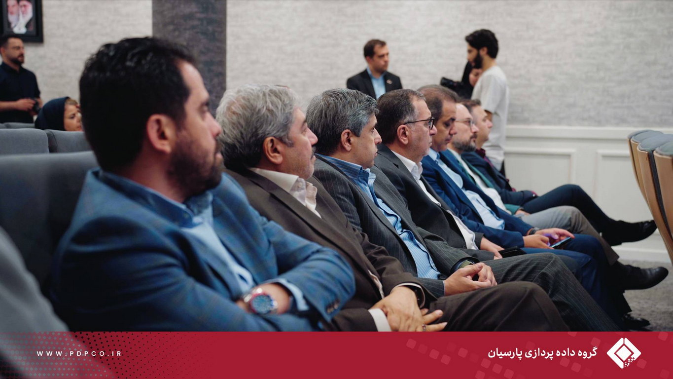 فصل نوینی از هم‌افزایی با امضای ۸ تفاهم‌نامه میان صندوق قرض‌الحسنه برکت و گروه داده‌پردازی پارسیان