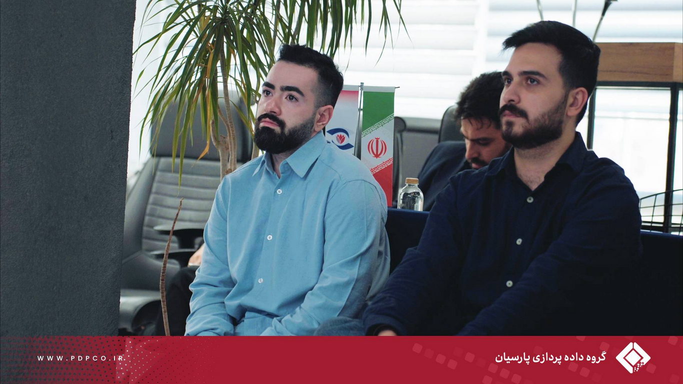 دهمین رویدادهای «ستارگان نوآوری»، با بررسی و واکاوی چالش‌های مسیر کارآفرینی و ارائه راهکارهایی برای کاهش ریسک شکست استارتاپ‌ها برگزار شد.