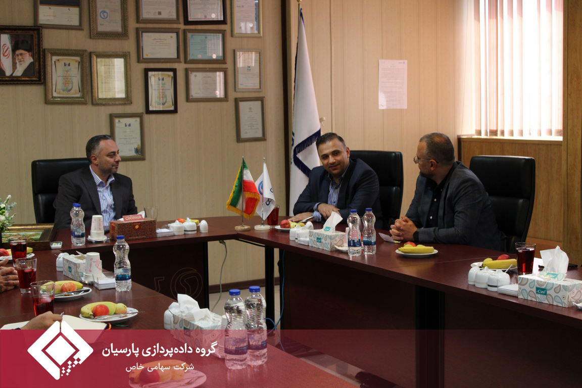 برگزاری مراسم تکریم فاطمه حجاران و معرفی عضو جدید هیئت‌مدیره شرکت تأمین خدمات سیستم‌های کاربردی کاسپین