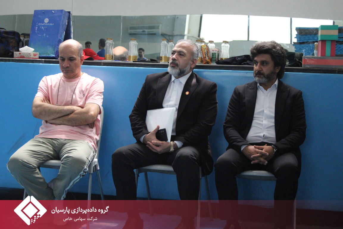 برگزاری دوره آموزشی ساواته و دفاع شخصی در گروه داده‌پردازی پارسیان