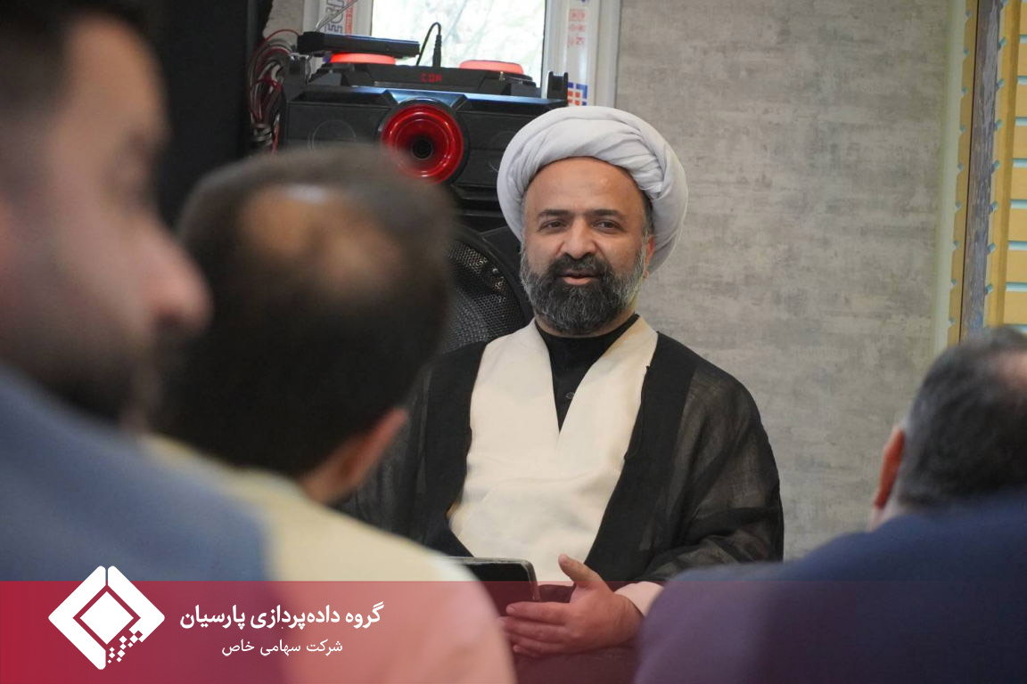 عزاداری ایام پایانی ماه صفر با حضور کارکنان در گروه داده‌پردازی پارسیان برگزار شد