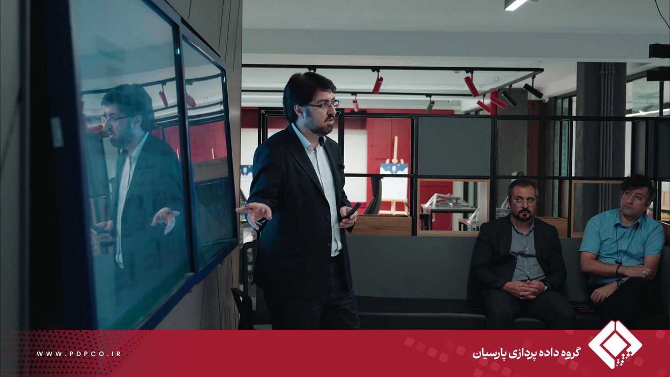شانزدهمین رویداد ستارگان نوآوری با حضور محمد صادق آزادانی مدیر عامل شرکت پیشگامان فناوری های نوین صاد با نگاهی به نظام سنتی اعتبار برگزار شد