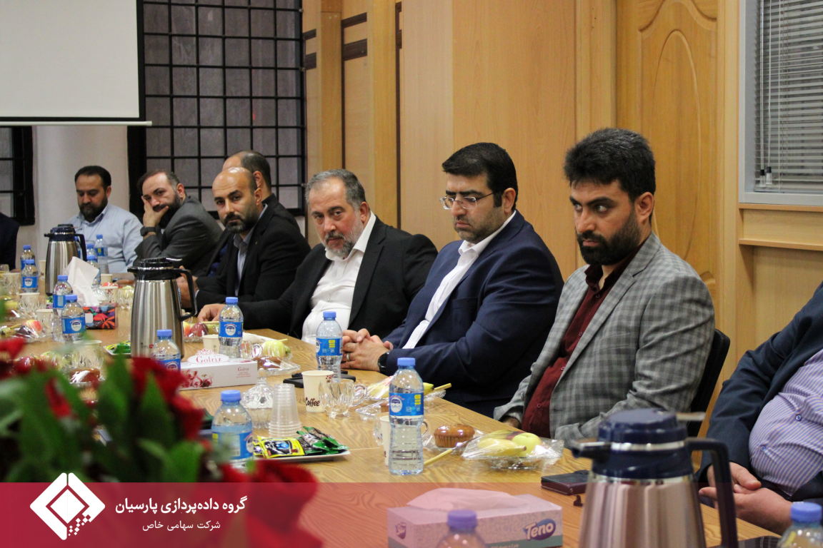 تقویت هم‌افزایی درون‌گروهی؛ بازدید مدیران گروه داده‌پردازی پارسیان از سرپرستی بانک پارسیان در استان مازندران
