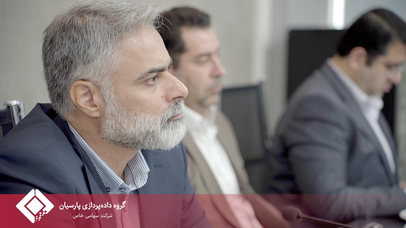 ارزیابی عملکرد شرکت‌های وابسته به توسعه سریع نوآوری ستارگان با حضور مدیرعامل گروه داده‌پردازی پارسیان برگزار شد